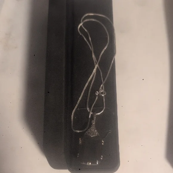 Black and Silver Geometric Pendant Necklace - Picture 2 of 4